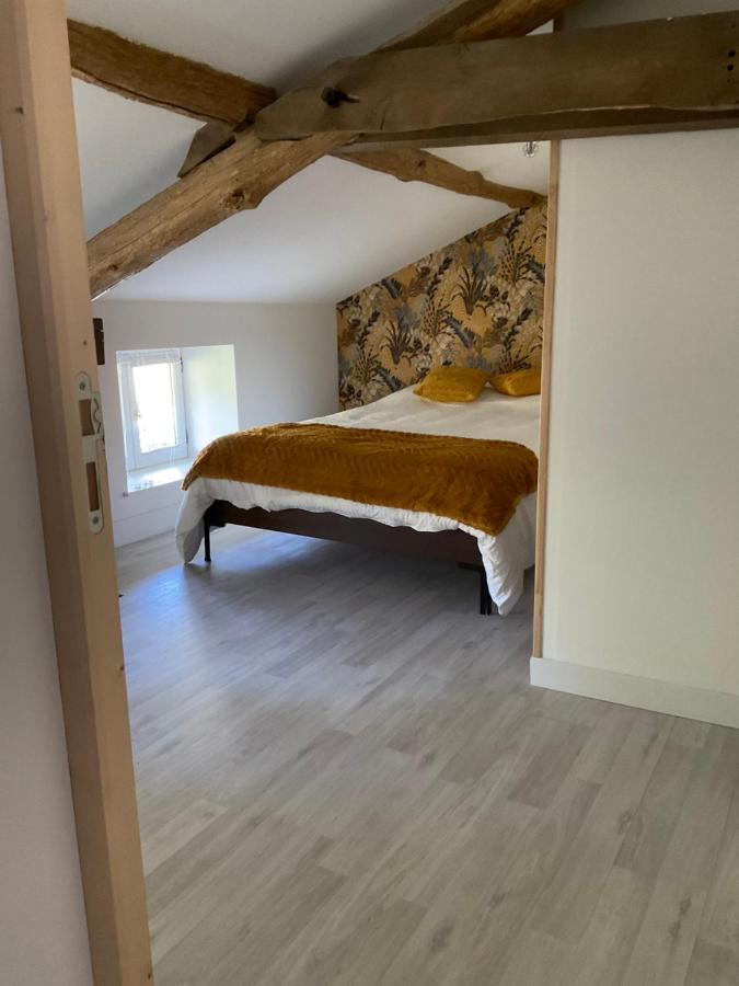 Ravissant Appartement Dans Cadre Verdoyant Marchampt Exterior photo