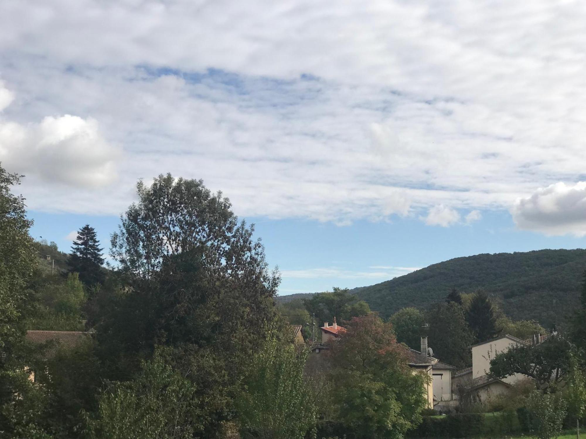 Ravissant Appartement Dans Cadre Verdoyant Marchampt Exterior photo